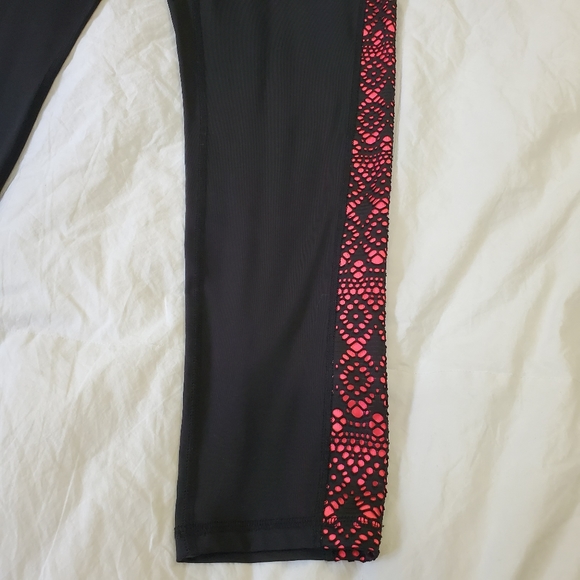 Active Leggings Size XL - Picture 3 of 11